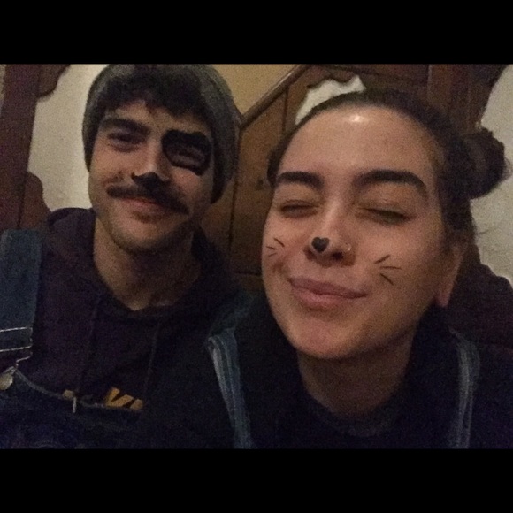 Meet your Posher, MJ - Picture 7 of 13